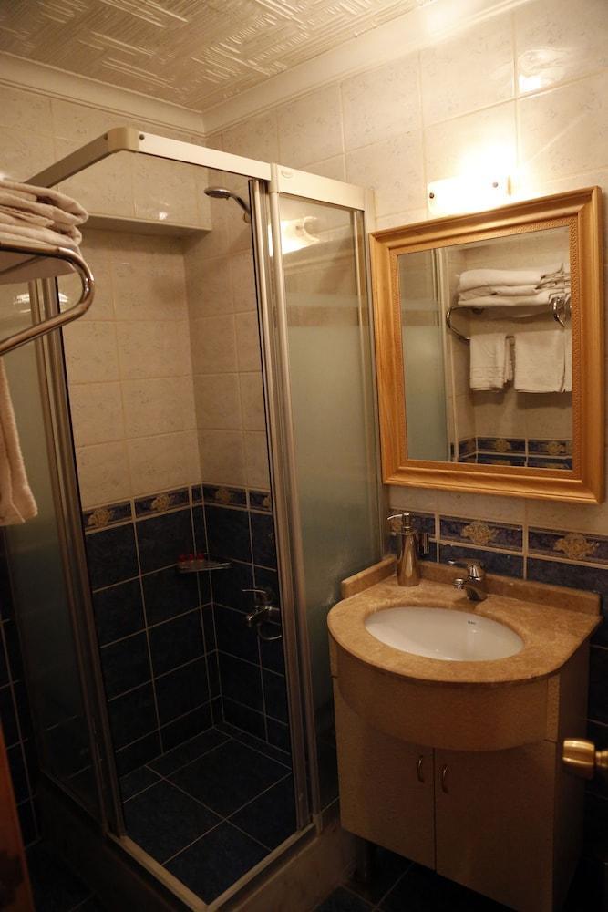 Grand Hisar Hotel Istanbul Exteriör bild