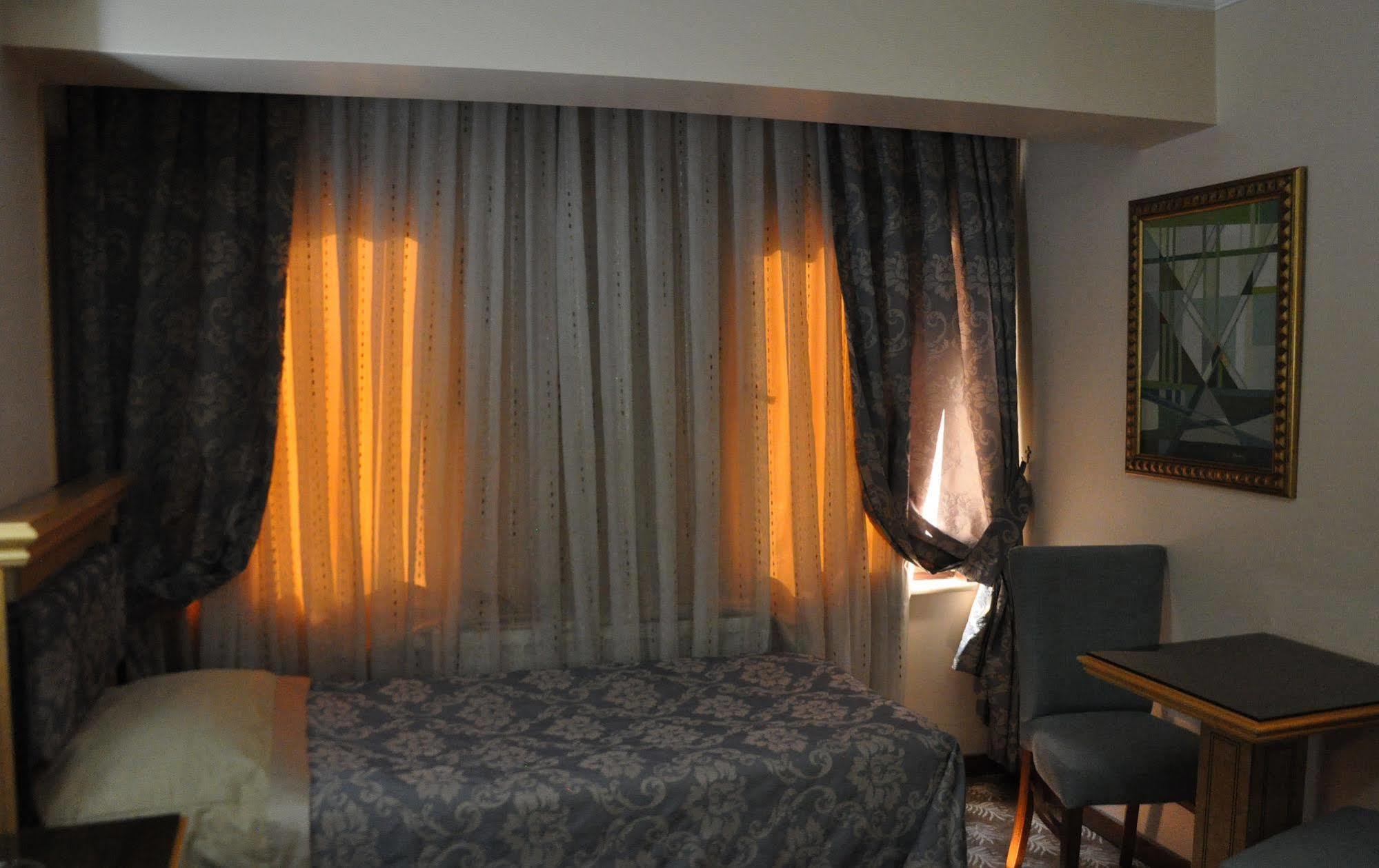 Grand Hisar Hotel Istanbul Exteriör bild
